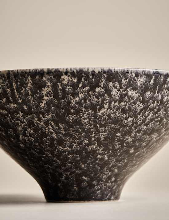 Reactive Serving Bowl