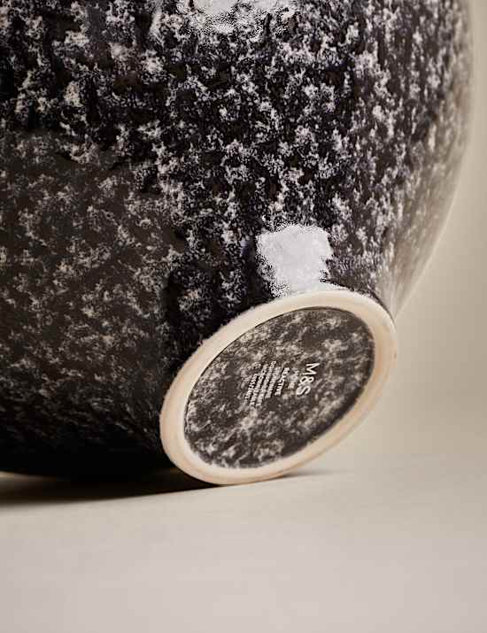 Reactive Serving Bowl