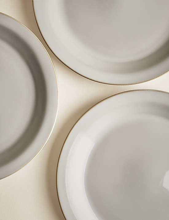 Set van 4 kleine bordjes uit de Country Collection