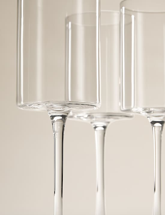 Set of 4 Straight Sided Wine Glasses