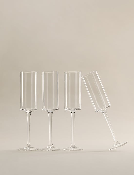 Set of 4 Straight Sided Champagne Flutes
