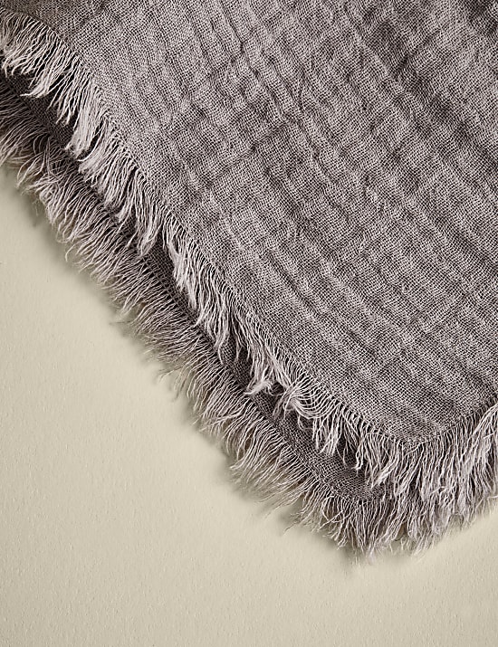 Set of 4 Frayed Edge Muslin Napkins