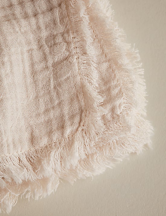 Set of 4 Frayed Edge Muslin Napkins