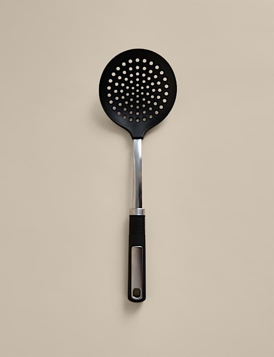 Soft Grip Handle Nylon Skimmer