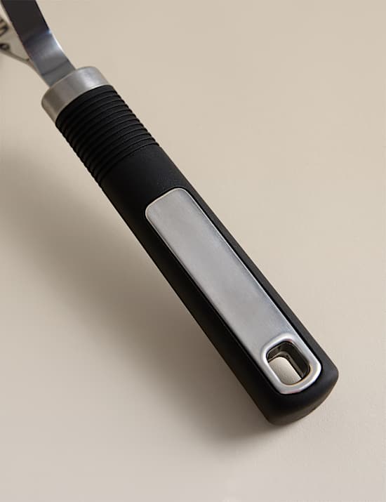 Soft Grip Handle Nylon Masher