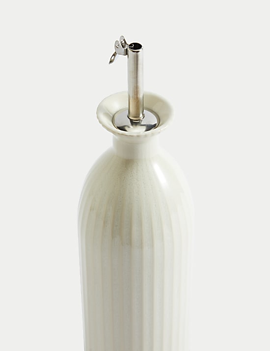 Ribbed Oil & Vinegar Pourer