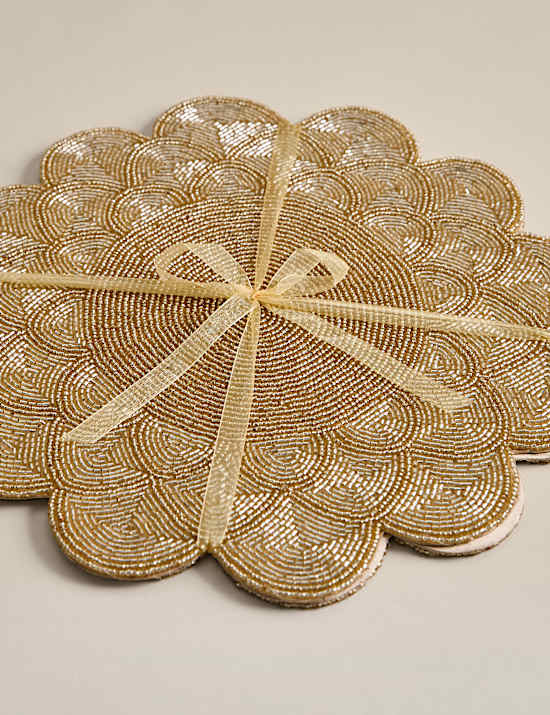 2er-Set Platzmatten mit Perlenmuschelverzierung