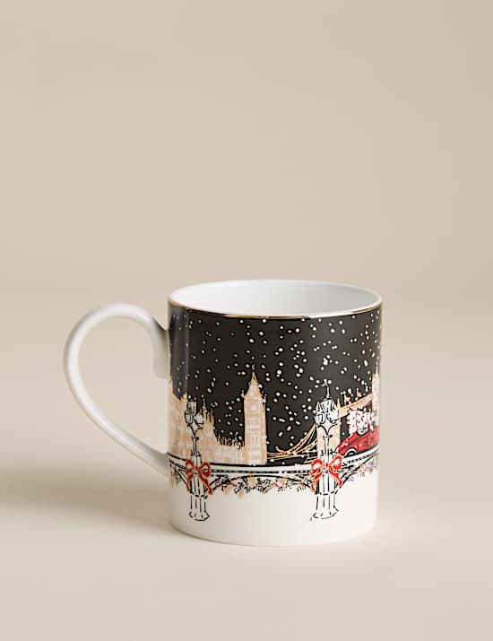 London Christmas Scene Mug