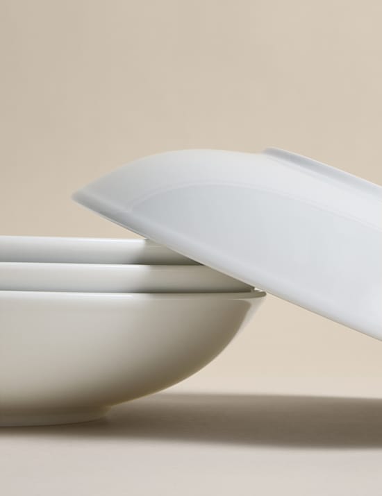 Set of 4 Burford Coupe Porcelain Pasta Bowls