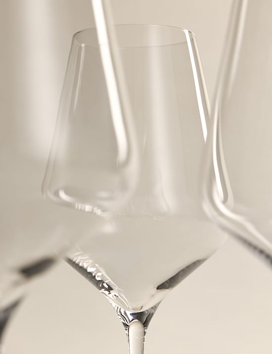 Set of 4 Luna Crystal Red Wine Glasses