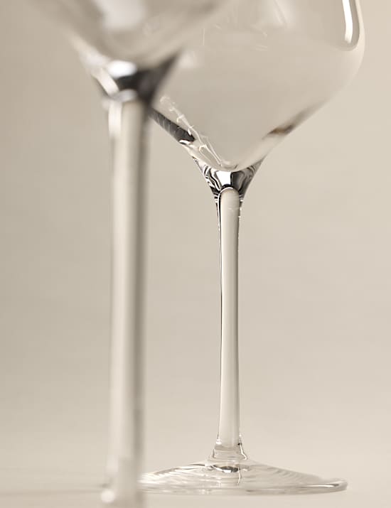 Set of 4 Luna Crystal Red Wine Glasses