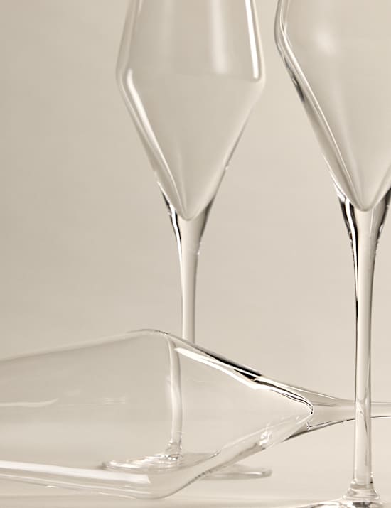 Set of 4 Crystal Dishwasher Safe Champagne Flutes