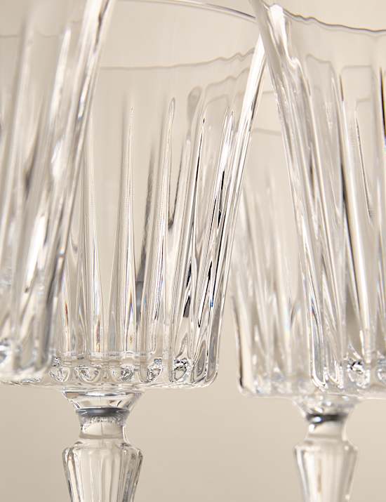 Set of 4 Timeless Wine Glasses
