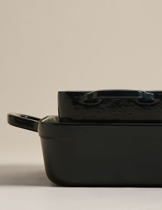 3 Piece Cast Iron Stacking Roaster Set