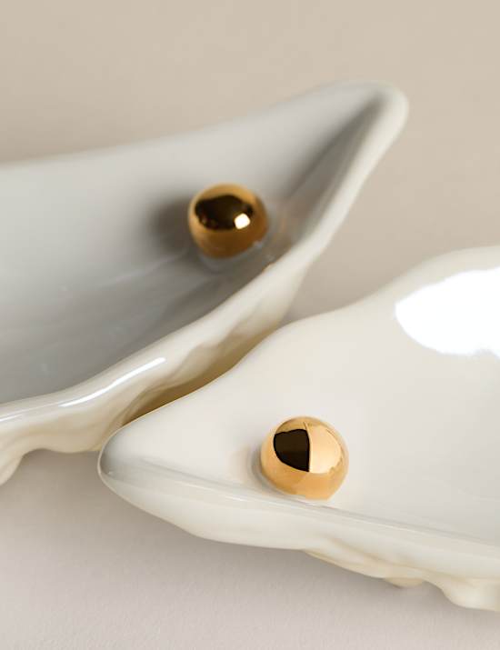 Set of 2 Fine China Oyster Shell Pinch Pots