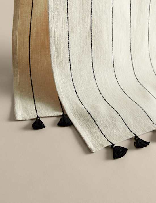Pure Cotton Striped Tassel Table Runner