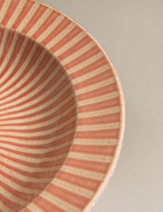 Reactive Striped Serving Bowl