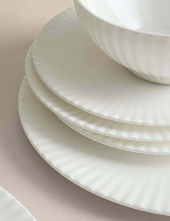 12 Piece Hampton Fluted Dinner Set