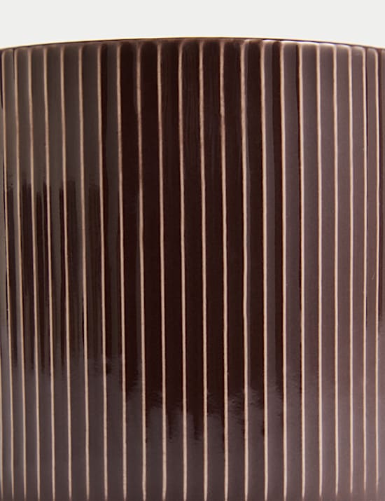 Κούπα με ανάγλυφο μοτίβο