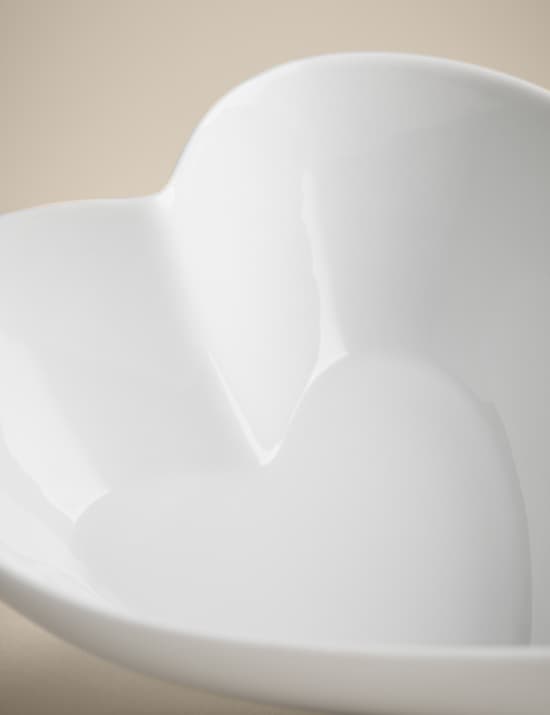 Maxim Small Heart Serving Bowl