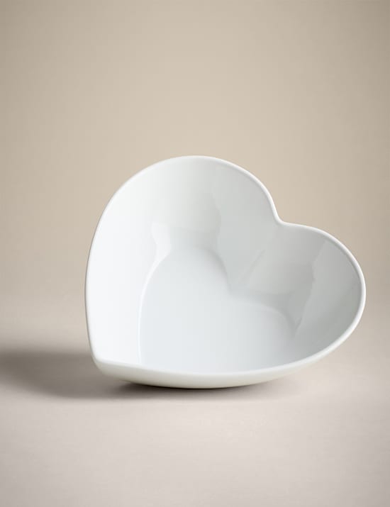 Maxim Medium Heart Serving Bowl