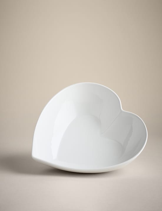 Maxim Large Heart Serving Bowl