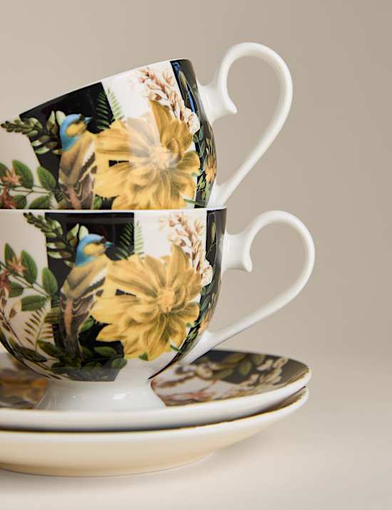 Conjunto para regalo de tetera floral de rayas