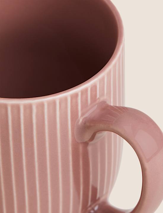 Set of 4 Ribbed Glazed Mugs