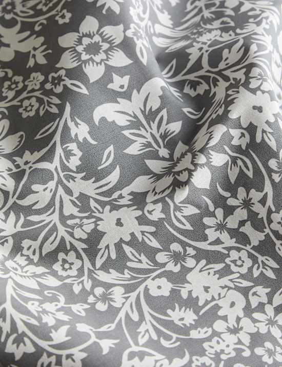 Pure Cotton Mirrored Floral Bedding Set