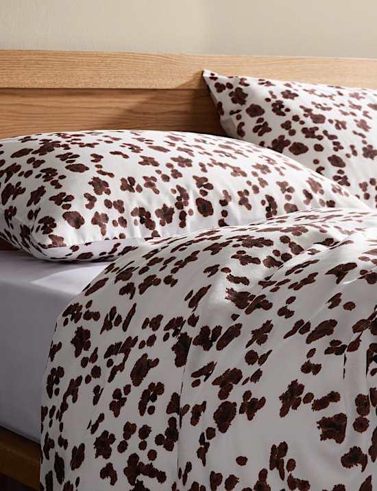Bedding sets