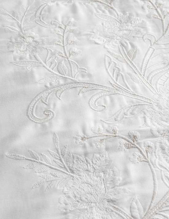 Pure Cotton Celandine Embroidered Bedding Set