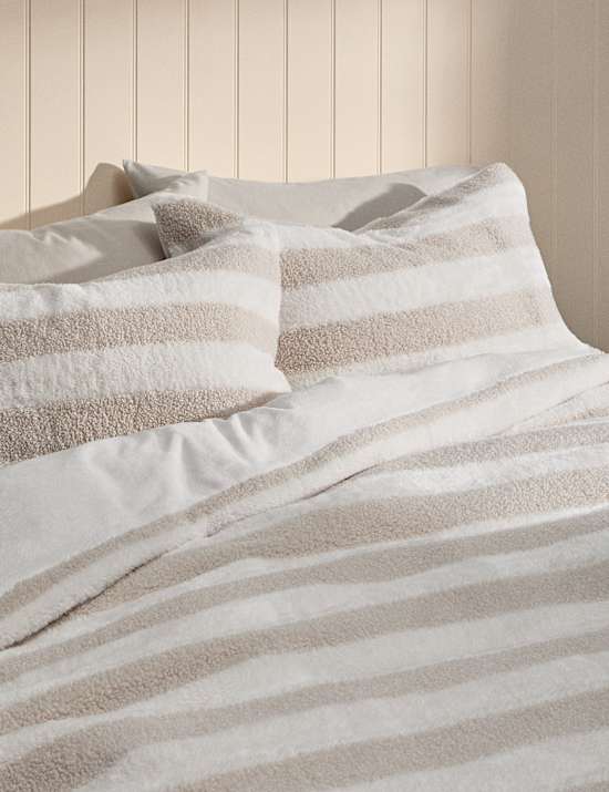Borg And Fleece Striped Bedset