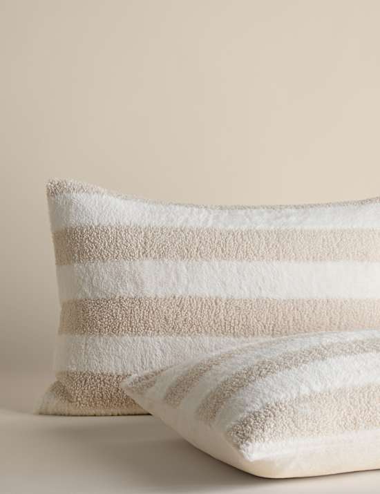 Proužkované povlečení z borgu a flísu