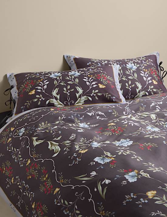 Bedding sets