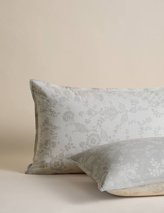 Ropa de cama de algodón con diseño floral