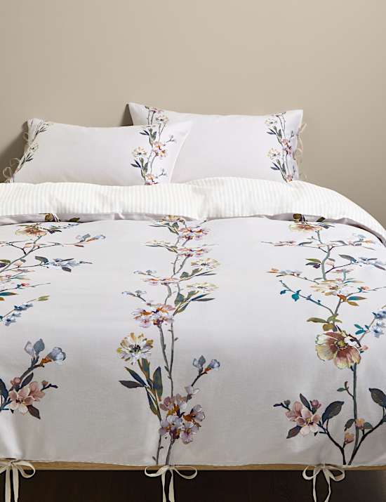 Puur katoenen dekbedovertrekset met herhalend bloesemmotief