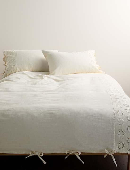 Schiffli Embroidered Panel Bedding Set
