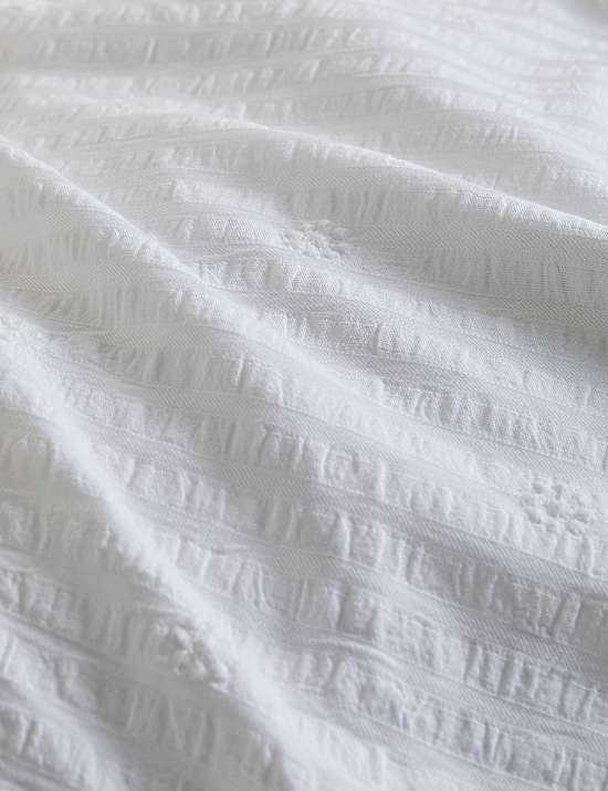 Embroidered Floral Seersucker Bedding Set