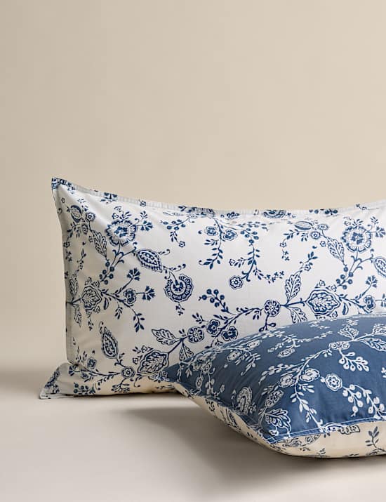 Cotton Rich Trailing Floral Bedding Set