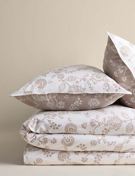 Cotton Rich Trailing Floral Bedding Set