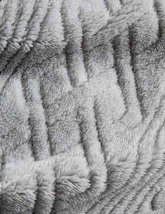 Fleece Cable Bedding Set