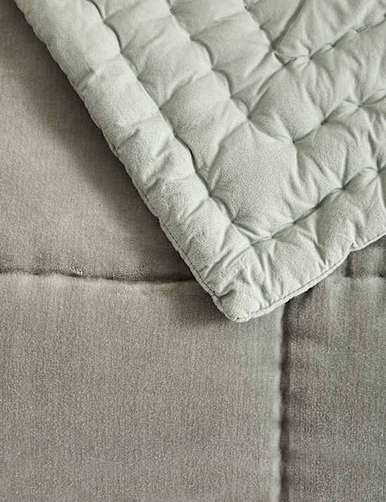 Cotton Velvet Quilted Bedspread