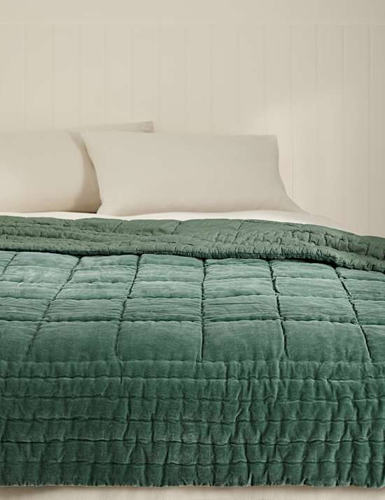 Cotton Velvet Quilted Bedspread