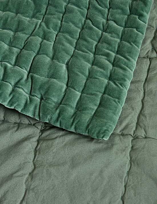 Cotton Velvet Quilted Bedspread