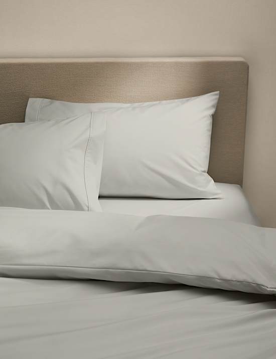 2 Pack Egyptian Cotton 230 Thread Count Crisp Pillowcases