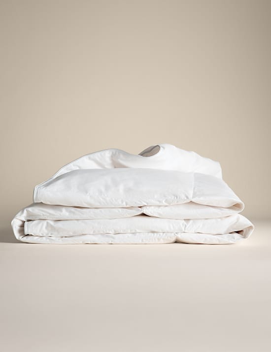 Deluxe Hungarian Goose Feather & Down 4.5 Tog Duvet