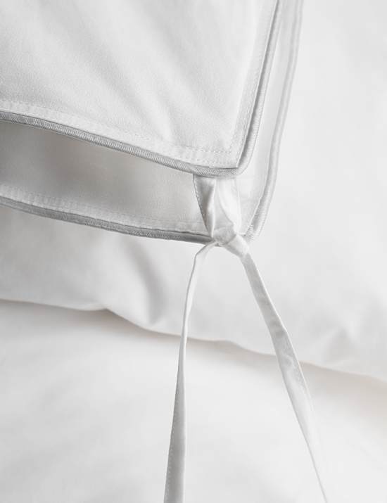 Deluxe Hungarian Goose Feather & Down 13.5 Tog All Seasons 3-in-1 Duvet