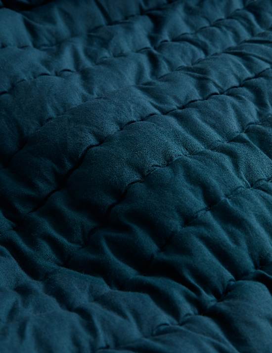Washed Cotton Quilted Ruffle Bedspread