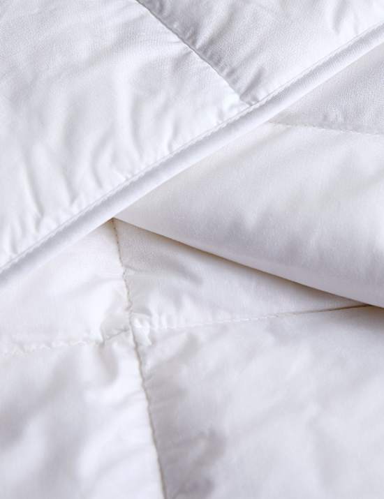 Luxury Down Alternative 4.5 Tog Duvet