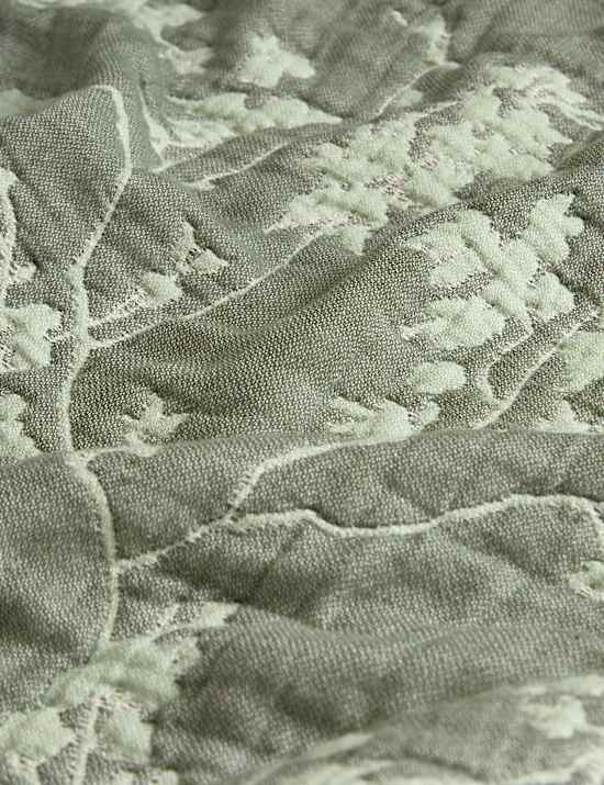 Pure Cotton Floral Jacquard Bedspread